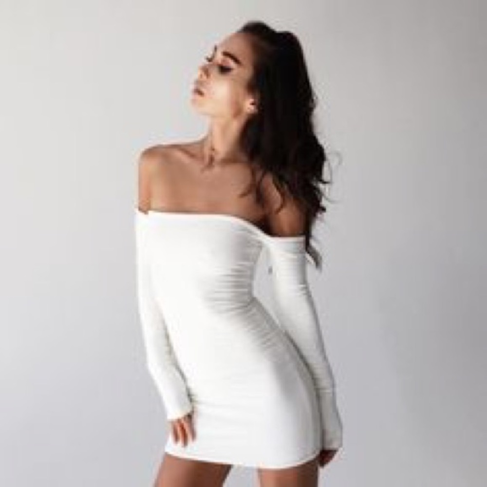 AREYOUAMI bodycon sweater dress